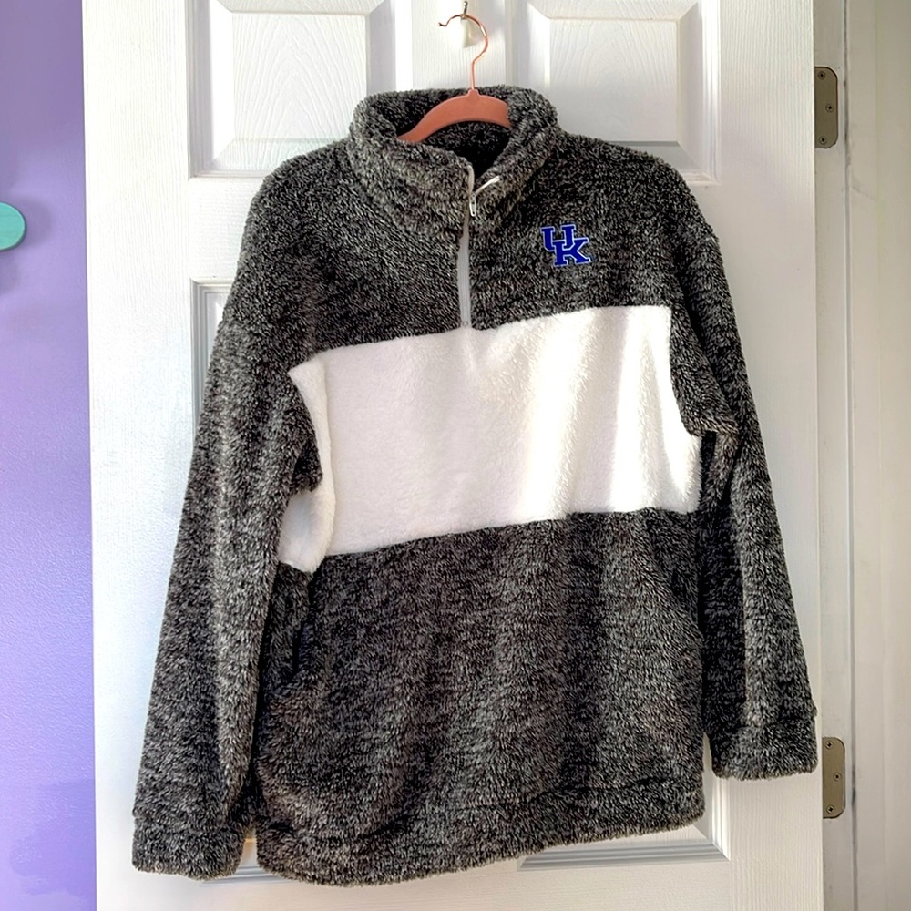 Women’s fleece Kentucky Wildcat quarter Zip pullover